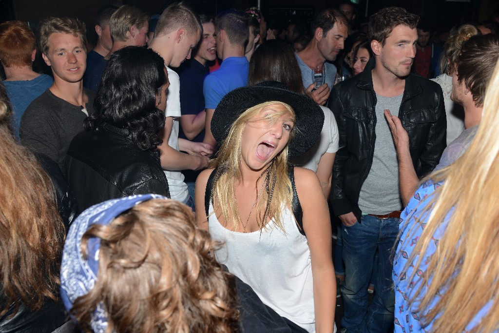 ../Images/Kite Board Open 2015 Zaterdag afterparty Oak 044.jpg